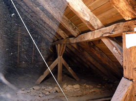 Das Dachgebälk (Foto: Karl-Franz Thiede)